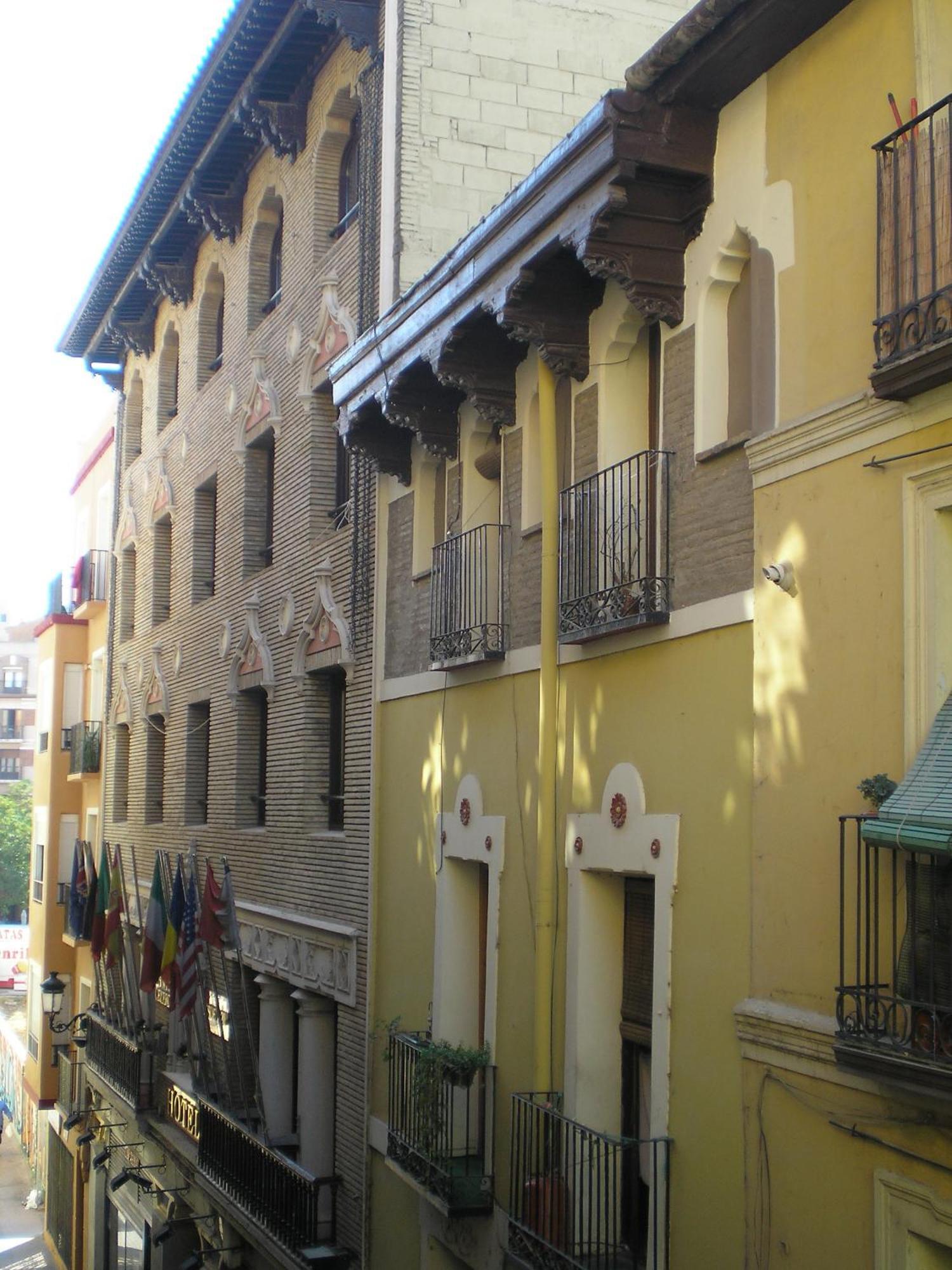 Apartamentos Turisticos Reyes Catolicos Saragossa Zewnętrze zdjęcie